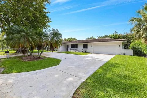 1460 Campamento Ave, Coral Gables FL 33156