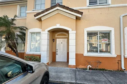 7337  nw 174  th ter # 107, Miami Lakes FL 33015