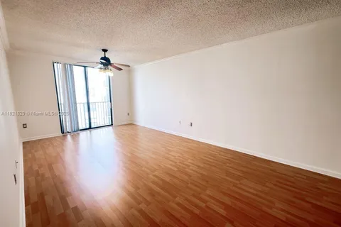 1919 Van Buren St # 610A, Hollywood FL 33020