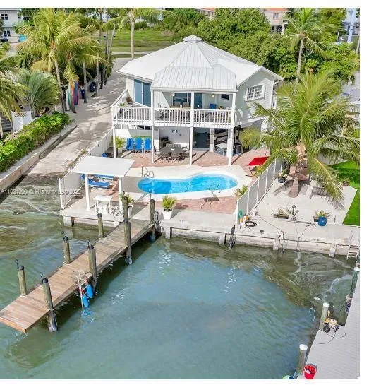 500 Sombrero Beach Rd, Marathon FL 33050