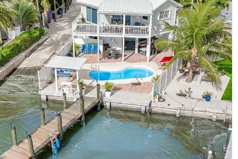 500 Sombrero Beach Rd, Marathon FL 33050
