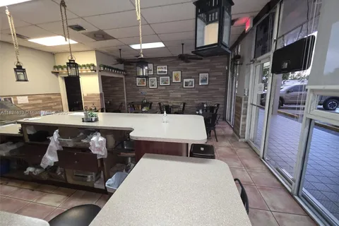 7269 NW 36th St, Miami FL 33166