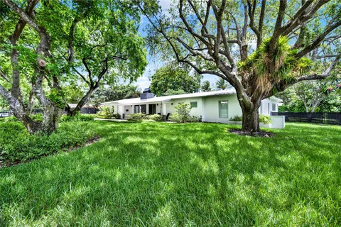 14625 SW 83rd Pl, Palmetto Bay FL 33158