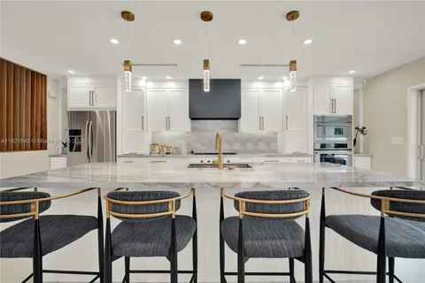 14625 SW 83rd Pl, Palmetto Bay FL 33158