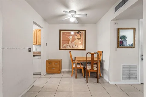 200 Croton Ave # 102, Lantana FL 33462