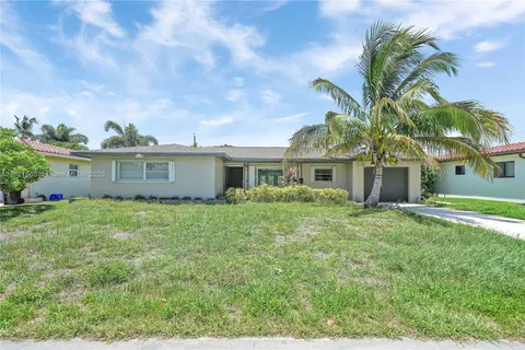 169 Duke Dr, Lake Worth FL 33460