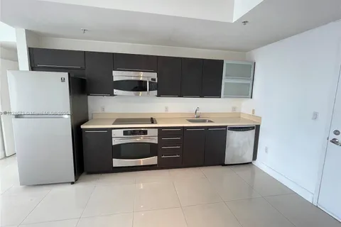 90 SW 3rd St # 1809, Miami FL 33130
