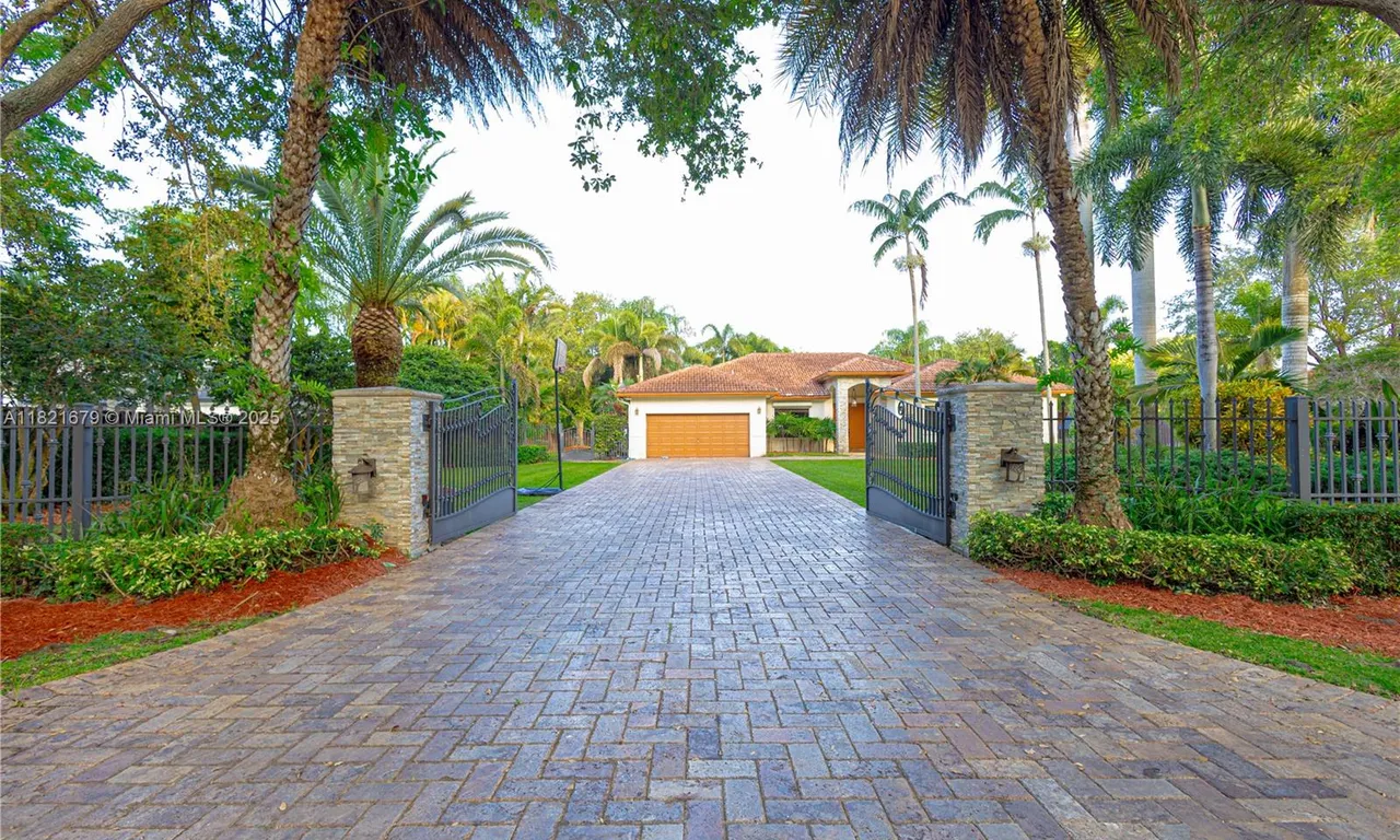 27320 SW 153rd Ave, Homestead FL 33032