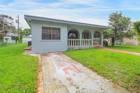 5959 SW 16th Ter, West Miami FL 33155