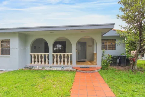 5959 SW 16th Ter, West Miami FL 33155