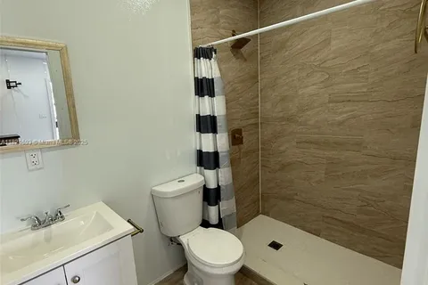 2921 NW 70th Ter # 2, Miami FL 33147