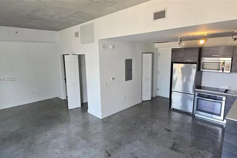 151 SE 1st St # 1603, Miami FL 33131