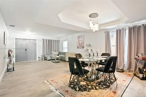 13505 SW 122nd Ave, Miami FL 33186