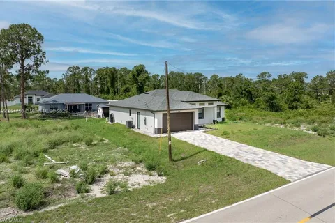 928 Milwaukee Blvd, Lehigh Acres FL 33974