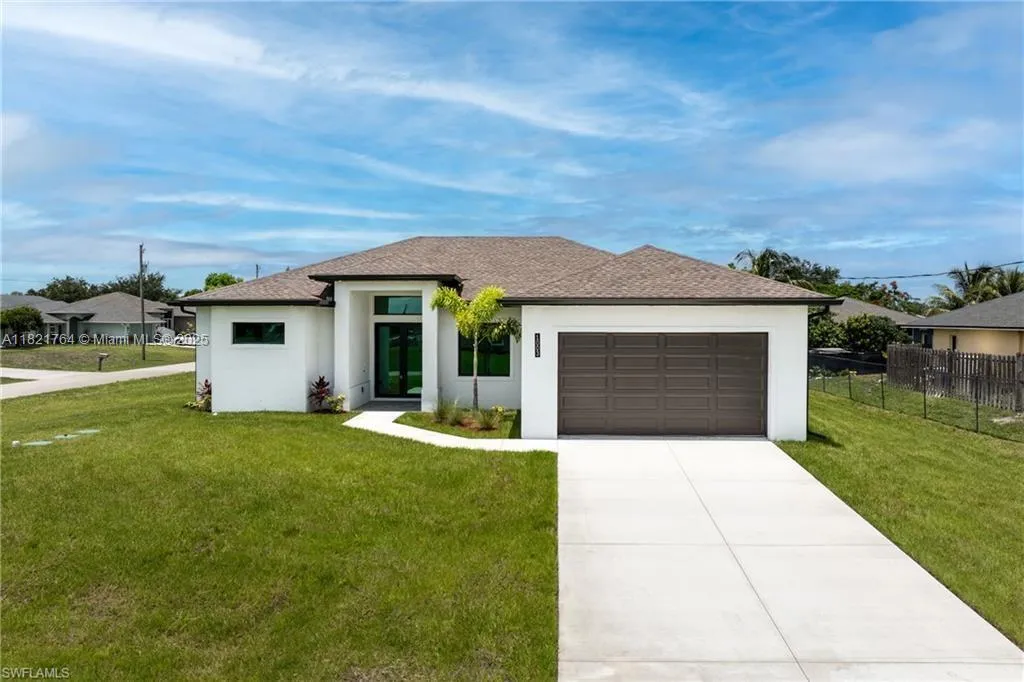 1003 Casino Ave, Lehigh Acres FL 33971