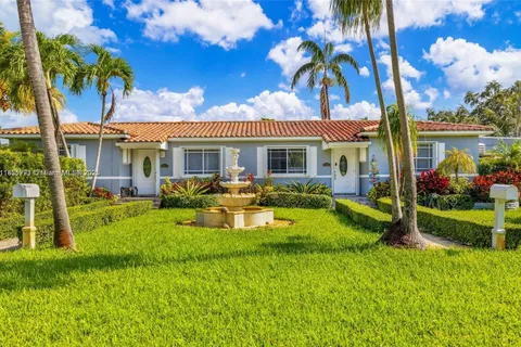 905 NE 111th St # 905, Biscayne Park FL 33161
