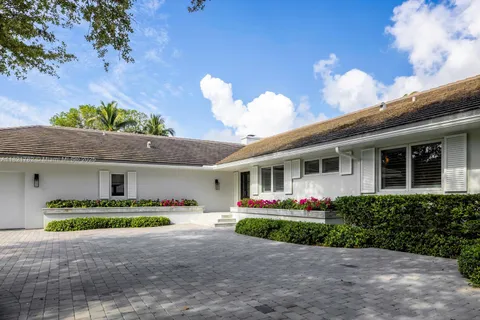 11100 Paradela St, Coral Gables FL 33156