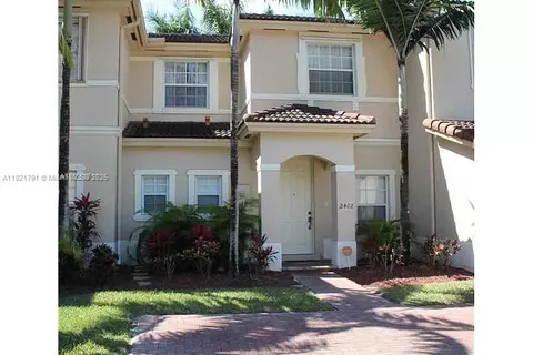 2402 NE 41st Pl, Homestead FL 33033