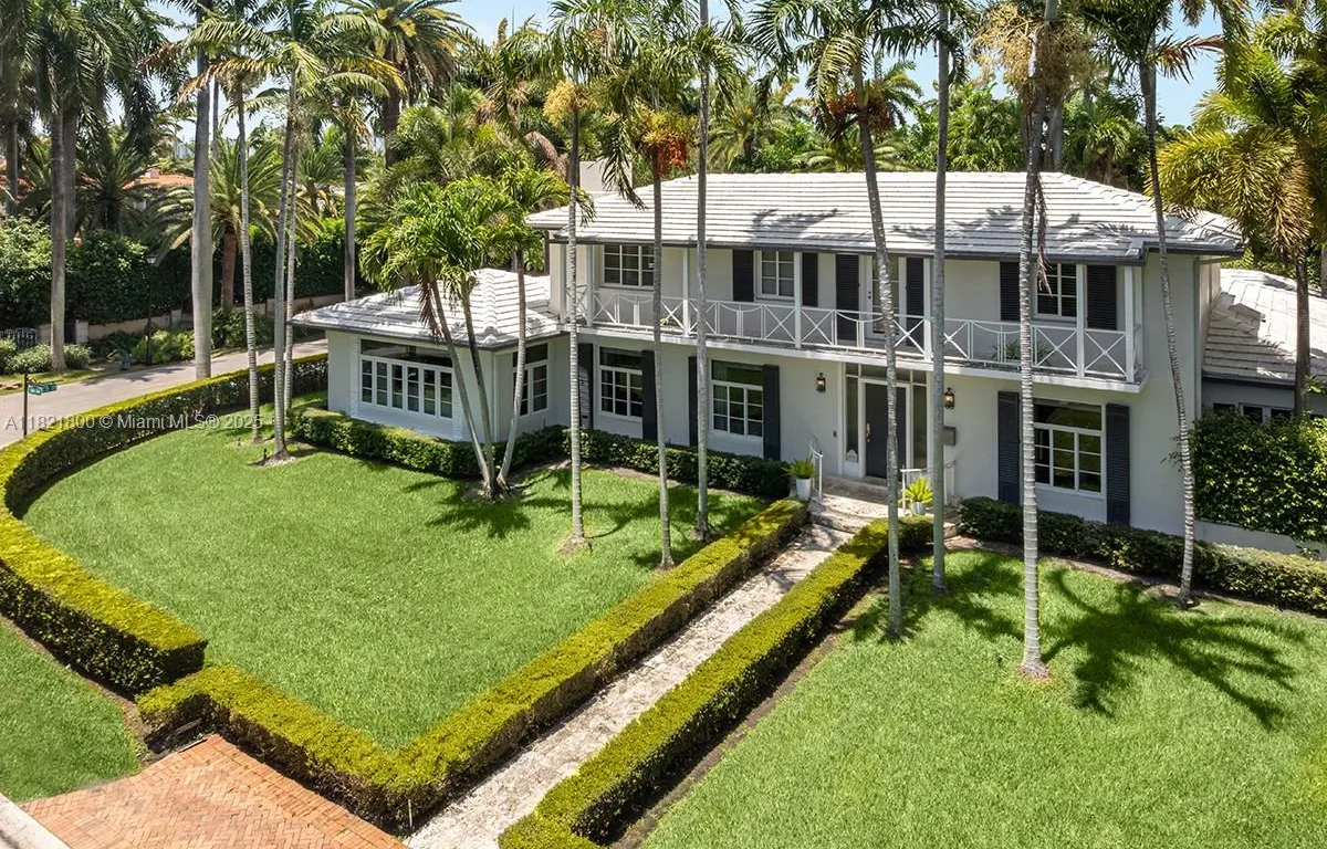 2500 Lake Ave, Miami Beach FL 33140