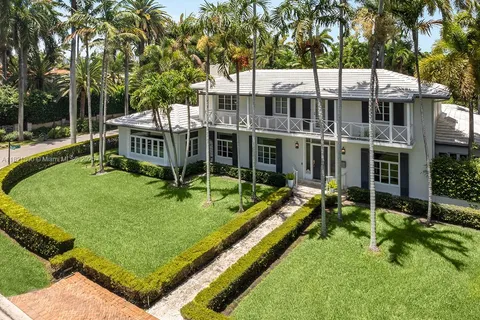 2500 Lake Ave, Miami Beach FL 33140