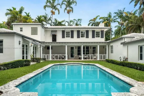 2500 Lake Ave, Miami Beach FL 33140