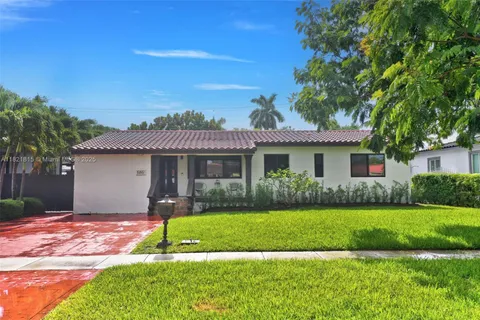 5861 W 2nd Ct, Hialeah FL 33012