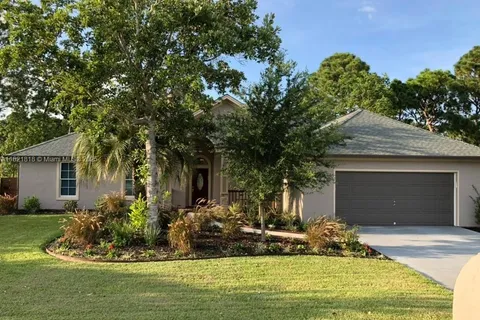 120 Hombre Circle, Other City - In The State Of Florida FL 32407