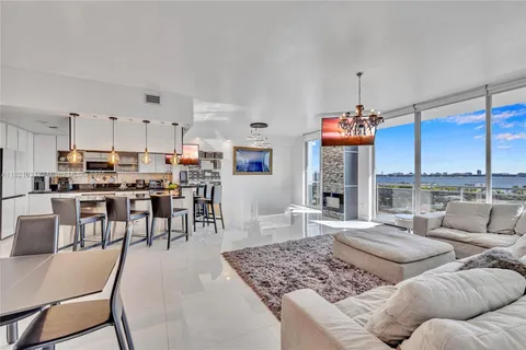 7901 Hispanola Ave # 902, North Bay Village FL 33141
