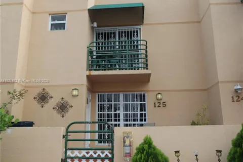 11850 SW 19 TE # 125, Miami FL 33175