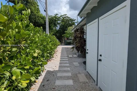 790 NW 60th # 2, Miami FL 33127