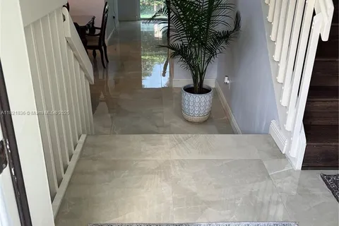 470 NW 102nd Ter, Pembroke Pines FL 33026