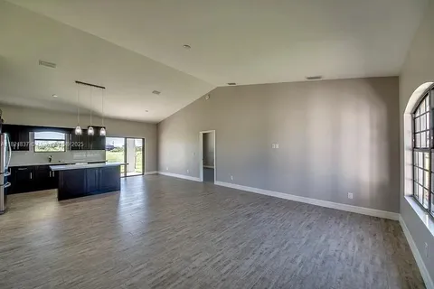 3024 NW 6th Pl, Cape Coral FL 33993