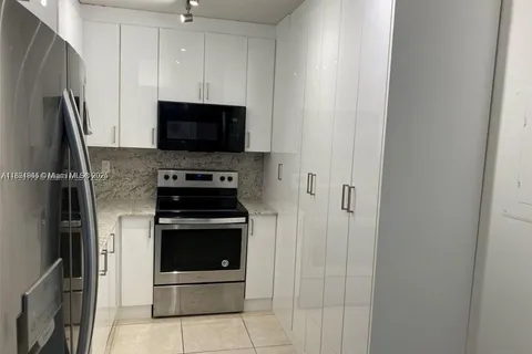 1965 S Ocean Dr # 5B, Hallandale Beach FL 33009