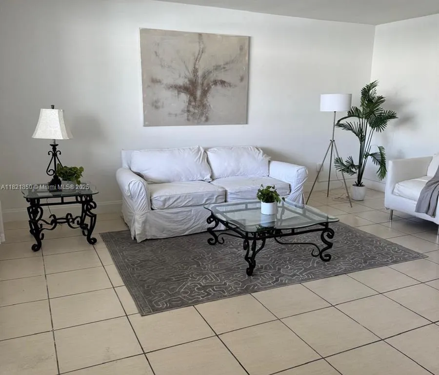 11960 NE 19th Dr # 3, North Miami FL 33181