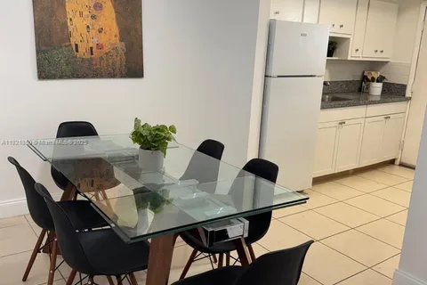 11960 NE 19th Dr # 3, North Miami FL 33181