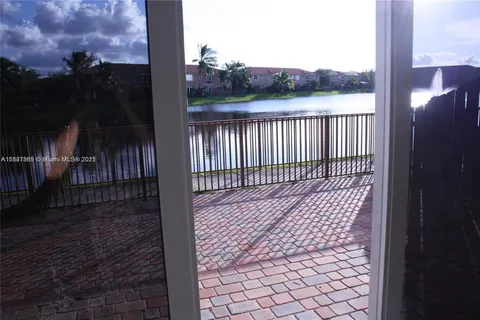 15270 SW 30th Ter, Miami FL 33185