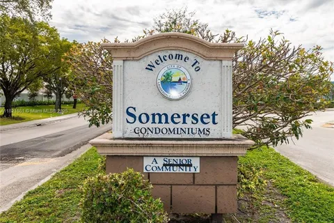 2860 Somerset Dr # 210K, Lauderdale Lakes FL 33311