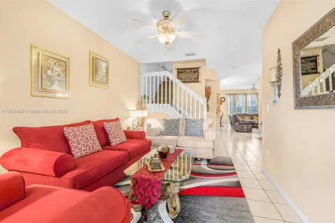 12540 SW 125th St, Miami FL 33186