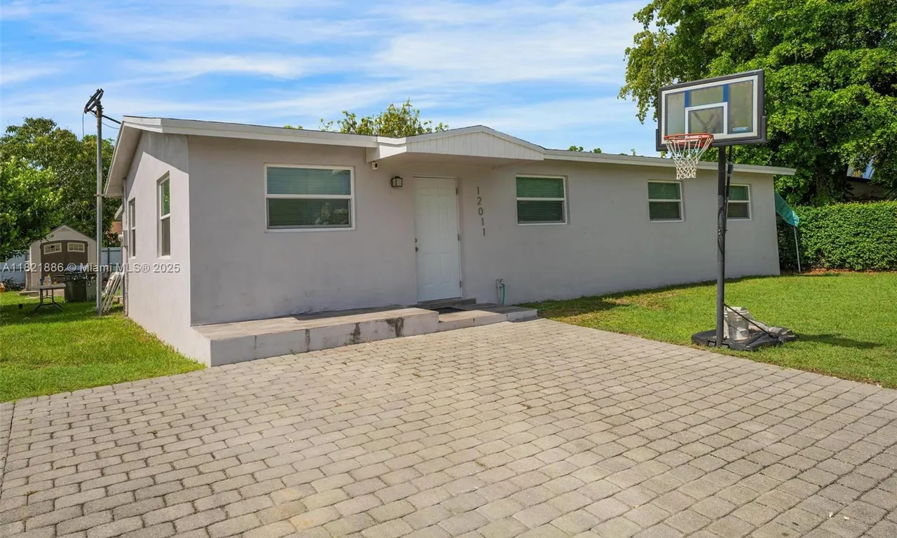 12011 SW 179th Ter, Miami FL 33177