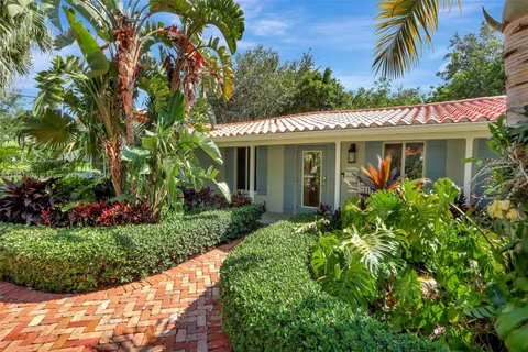 6640 Tarrega St # 0, Coral Gables FL 33146