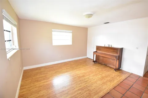 19825 SW 89th Ave, Cutler Bay FL 33157