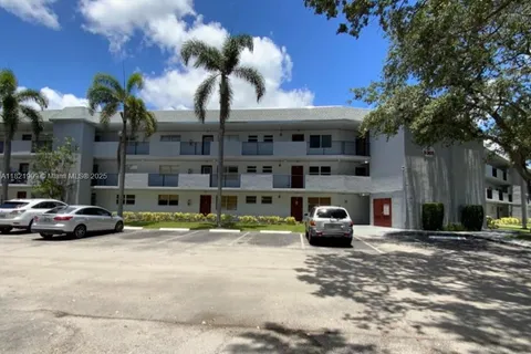 8305 NW 61st St # C305, Tamarac FL 33321