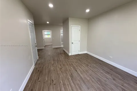 1537 Jefferson Ave # 4, Miami Beach FL 33139