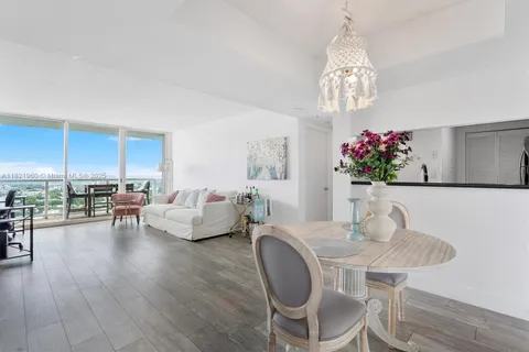 650 West Ave # 2106, Miami Beach FL 33139