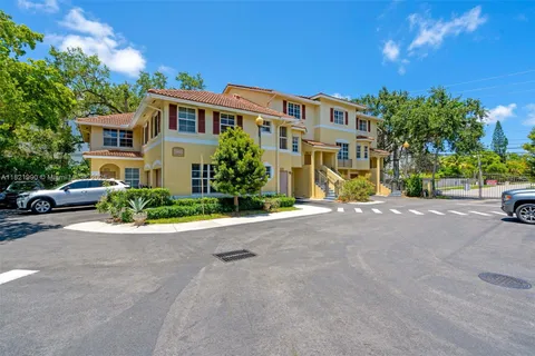 8940 NE 8th Ave # 1203, Miami FL 33138
