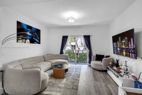 8940 NE 8th Ave # 1203, Miami FL 33138