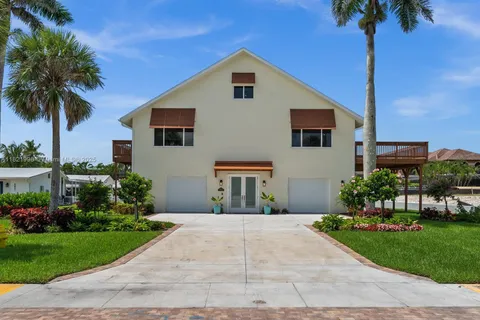 4837 Tarpon AVE, Cape Coral FL 34134