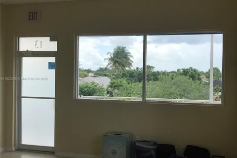 15192 SW 137th St # 7, Miami FL 33196
