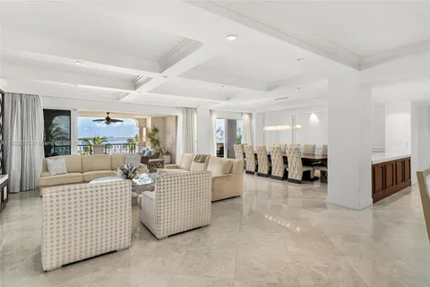 5233 Fisher Island Dr # 5233, Miami Beach FL 33109