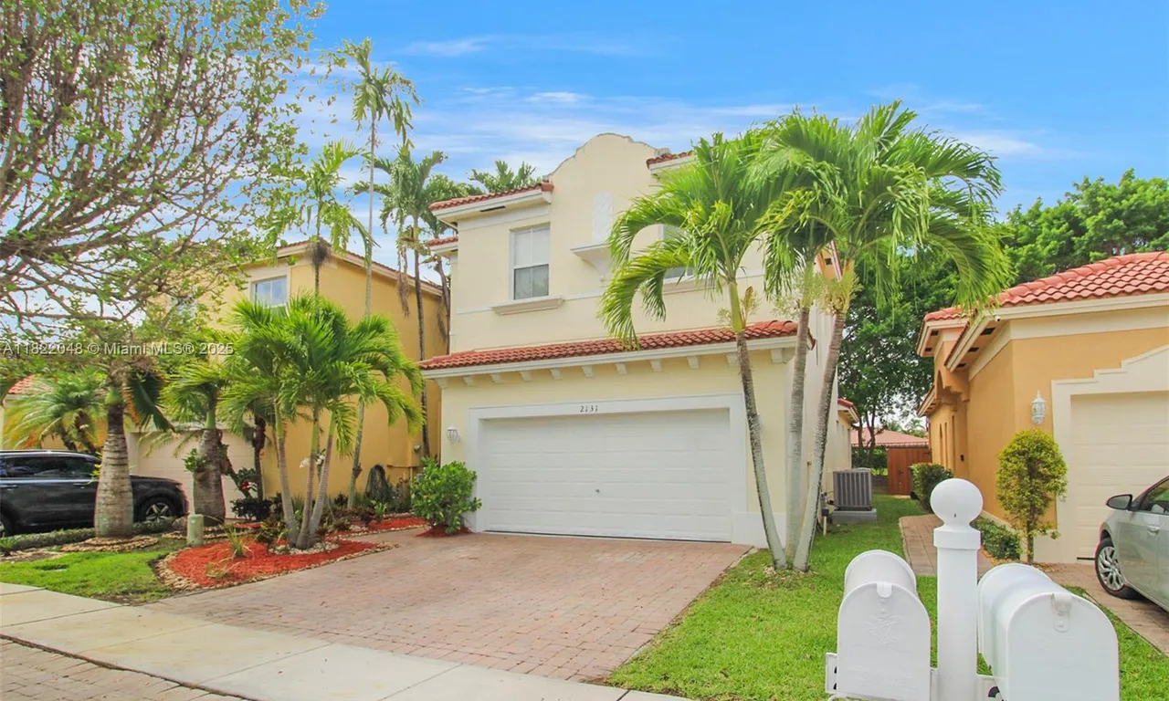 2131 NE 37th Rd, Homestead FL 33033